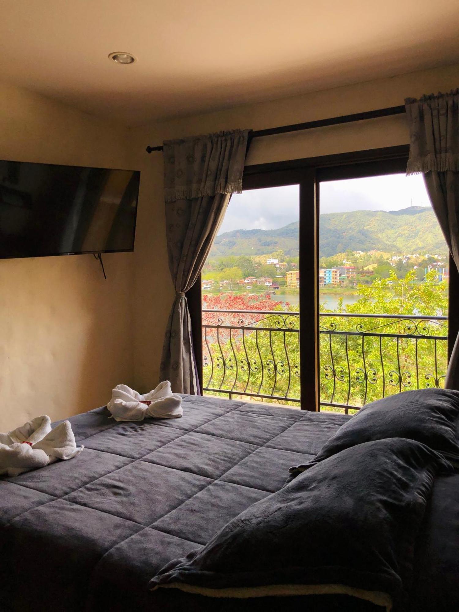 Lake View Hostel Guatapé Kültér fotó